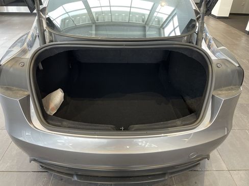 Used 2024 Tesla Model 3 Long Range RWD image 36