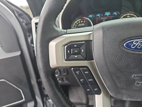 Used 2020 Ford F150 Lariat w/ Equipment Group 502A Luxury image 16