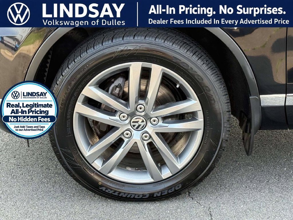 Used 2016 Volkswagen Touareg TDI AWD/4WD image 8