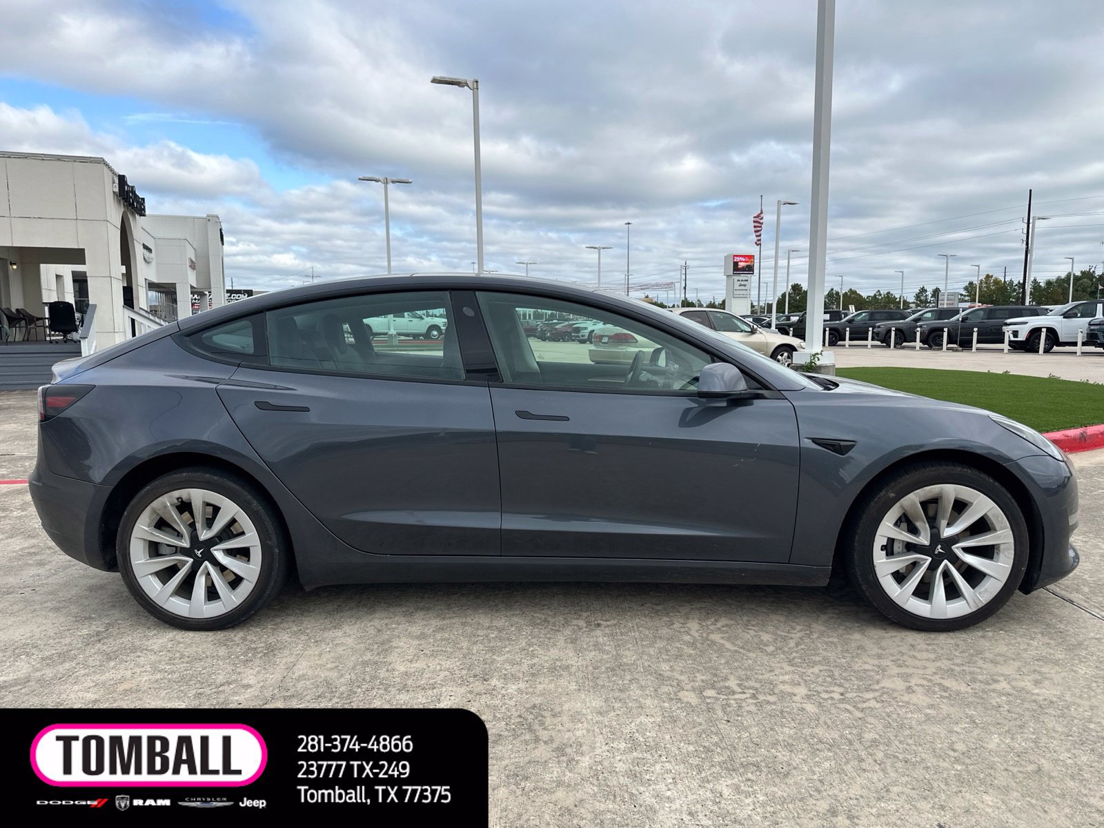 Used 2023 Tesla Model 3 Standard Range RWD image 8