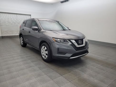 Used 2020 Nissan Rogue S FWD image 13