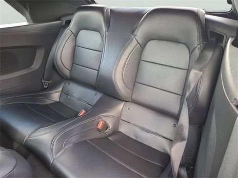 Used 2025 Ford Mustang Premium image 18