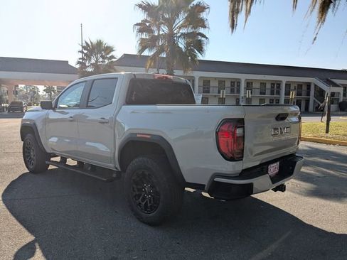 New 2026 GMC Canyon Elevation w/ Convenience Package image 7