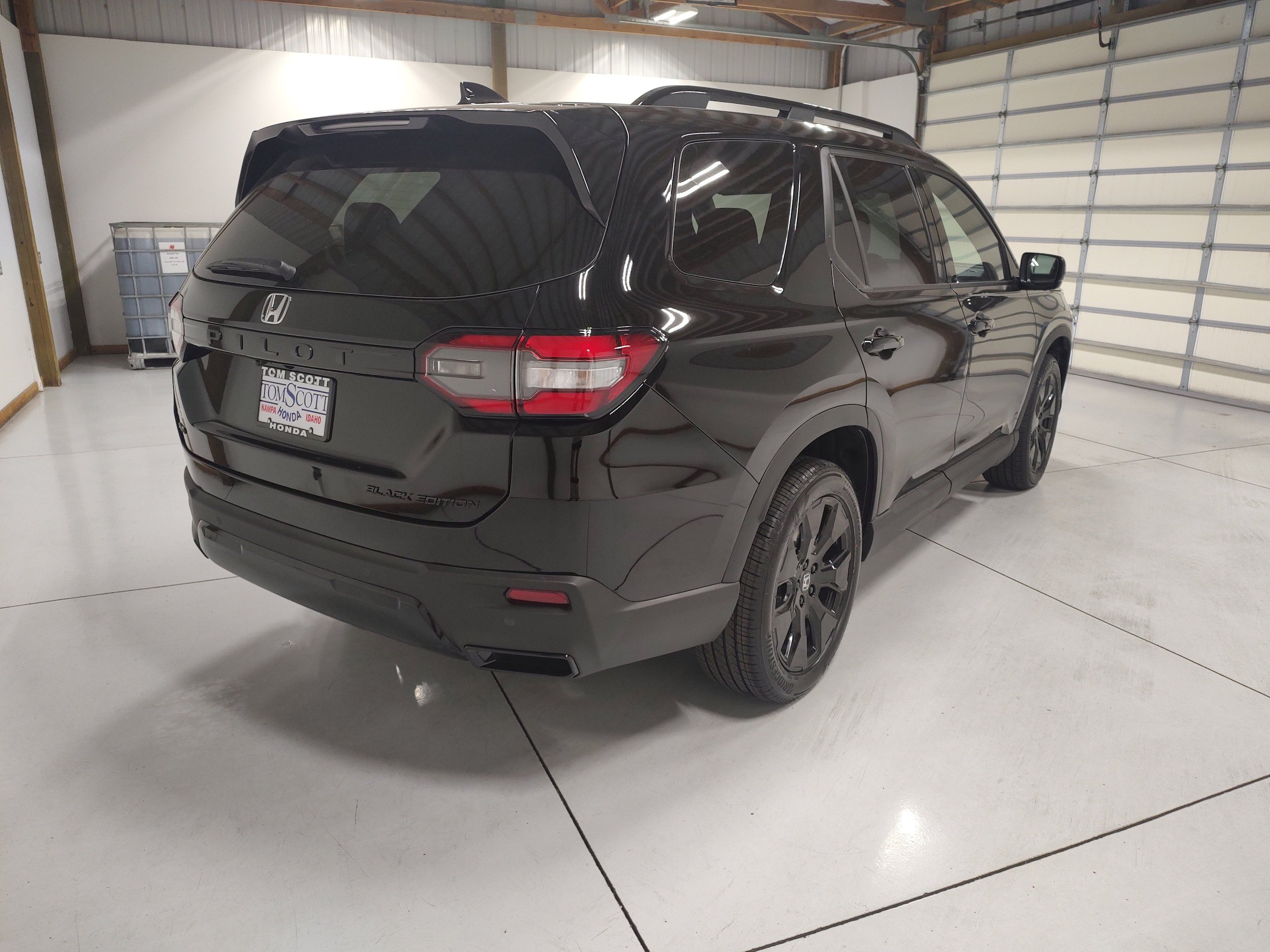 New 2026 Honda Pilot Black Edition image 13