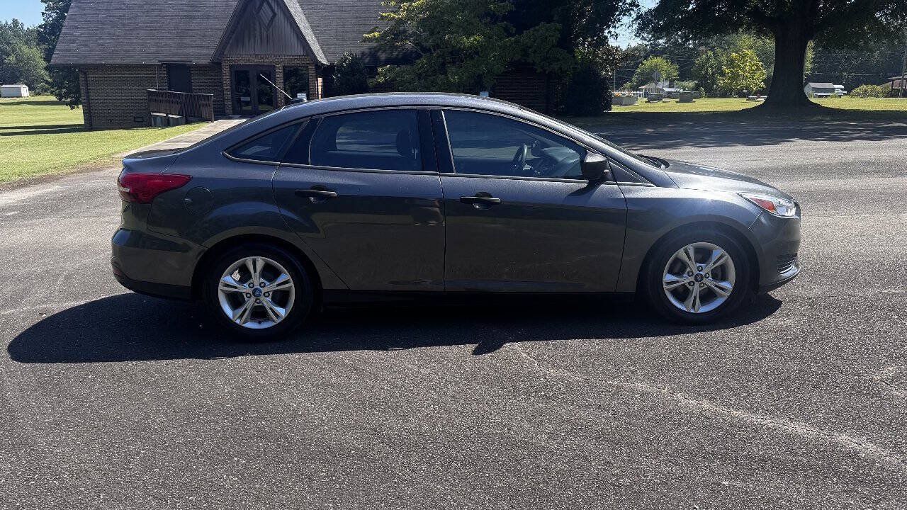 Used 2017 Ford Focus S FWD image 9
