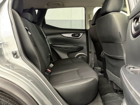 Used 2017 Nissan Rogue Sport S w/ S Appearance Package image 13