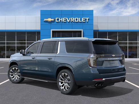New 2026 Chevrolet Suburban Premier AWD/4WD image 3