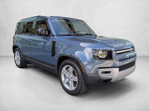Used 2021 Land Rover Defender 110 SE AWD/4WD image 3