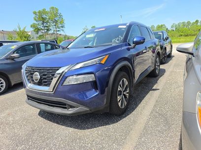 Used 2021 Nissan Rogue SV w/ Premium Package