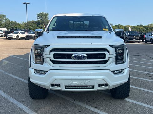 Used 2021 Ford F150 Lariat w/ Equipment Group 502A High AWD/4WD image 9