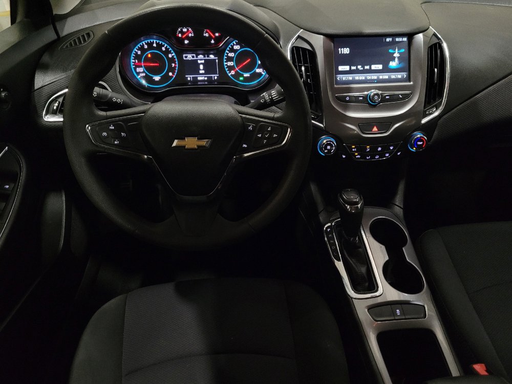 Used 2017 Chevrolet Cruze LT w/ Convenience Package FWD image 22