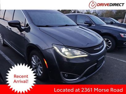 Used 2018 Chrysler Pacifica Touring-L