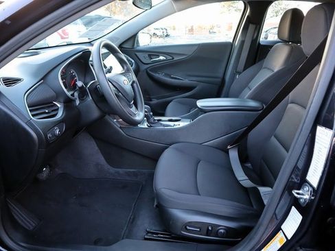 Used 2023 Chevrolet Malibu LT image 27