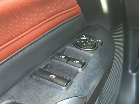 Used 2024 Ford Mustang Premium image 22