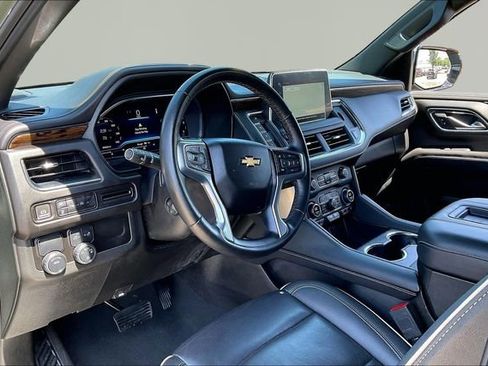 Used 2024 Chevrolet Tahoe Premier RWD image 12