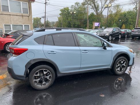 Used 2020 Subaru Crosstrek 2.0i Premium w/ Moonroof Package 2 image 5