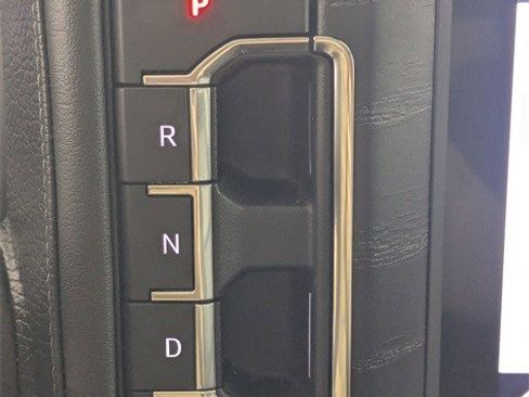 Certified 2021 GMC Yukon Denali w/ Denali Premium Package image 23