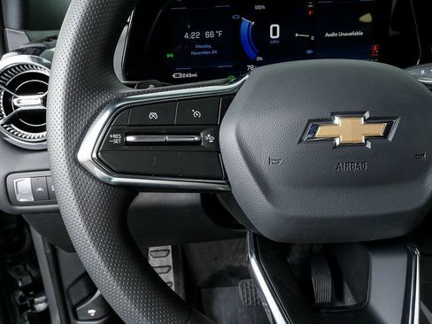 New 2026 Chevrolet Blazer EV LT image 9