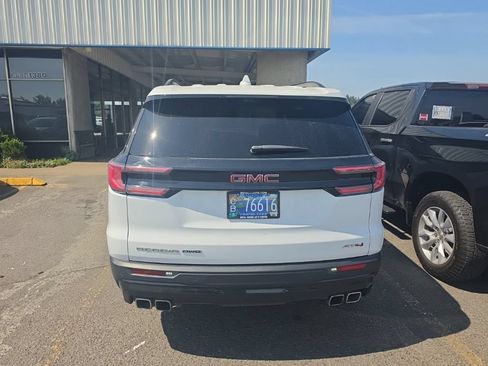 Used 2025 GMC Acadia AT4 w/ Super Cruise Package AWD/4WD image 4
