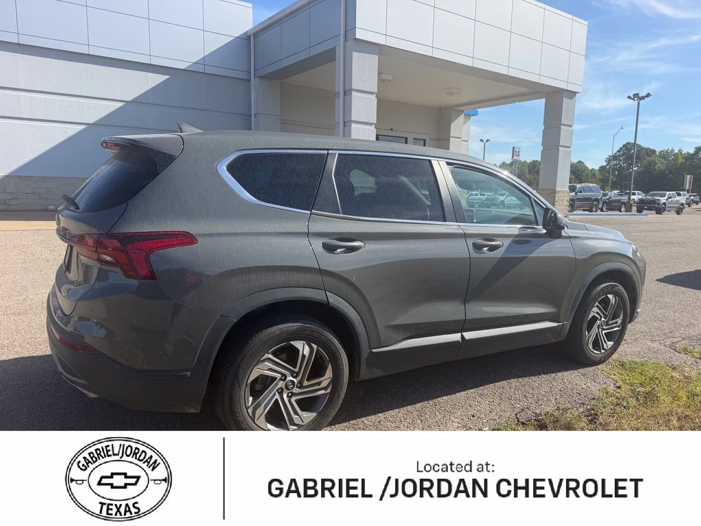 Used 2021 Hyundai Santa Fe SE FWD image 1