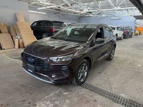 Certified 2023 Ford Escape ST-Line w/ Tech Pack #1 image 3