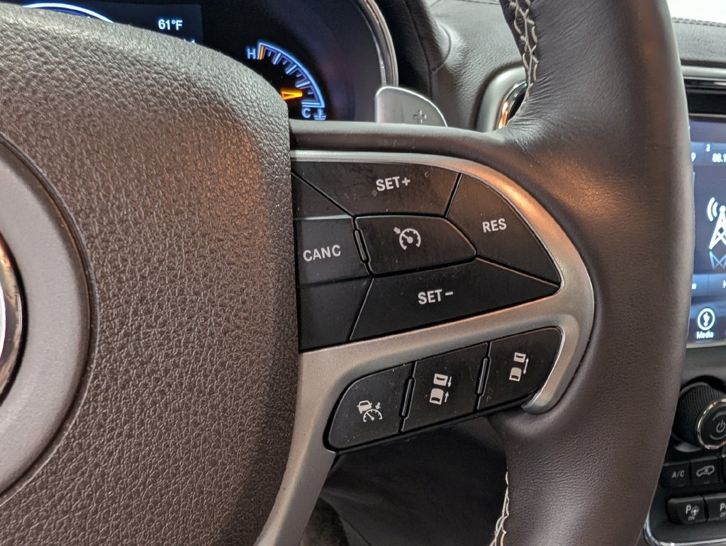 Used 2018 Jeep Grand Cherokee Overland AWD/4WD image 20
