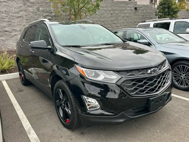 Used 2021 Chevrolet Equinox Premier w/ Redline Edition FWD image 2