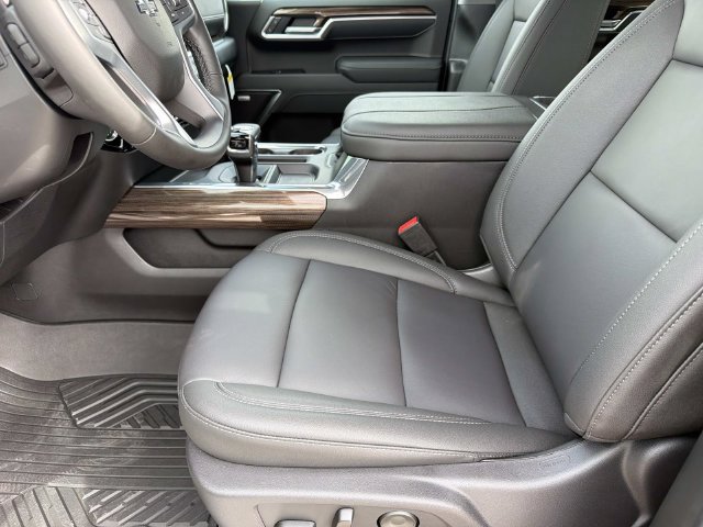 New 2026 Chevrolet Silverado 1500 RST w/ RST All Star Premium Package AWD/4WD image 22