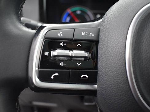 Used 2022 Kia Sorento SX w/ Panoramic Sunroof Package image 16