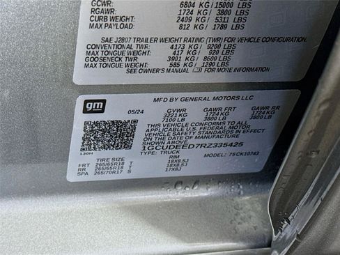 Used 2024 Chevrolet Silverado 1500 RST AWD/4WD image 25