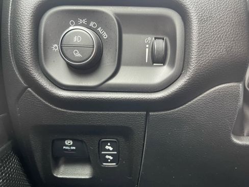 Used 2023 RAM 1500 Big Horn image 22
