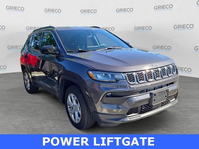 Used 2024 Jeep Compass Latitude w/ Convenience Group