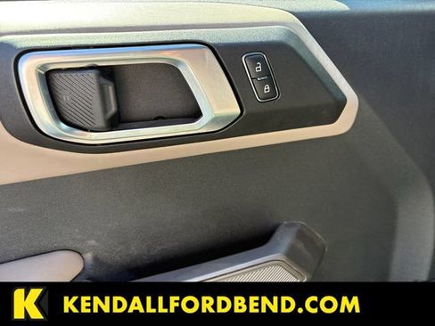 Used 2023 Ford Bronco Wildtrak AWD/4WD image 10
