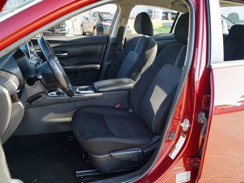 Used 2021 Nissan Sentra SV FWD image 7