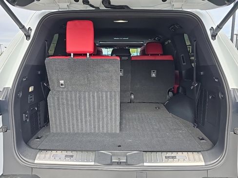 Used 2024 Lexus LX 600 F Sport image 35