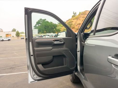 New 2026 GMC Sierra 1500 Elevation image 18