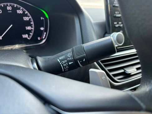 Used 2019 Honda Accord EX image 32