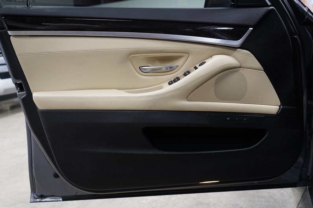 Used 2016 BMW 535i Sedan RWD image 9
