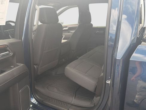 Used 2022 GMC Sierra 1500 SLT w/ SLT Premium Plus Package AWD/4WD image 19