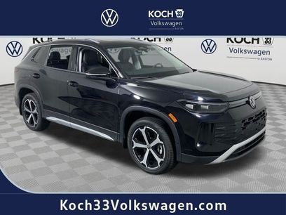 New 2026 Volkswagen Tiguan SE