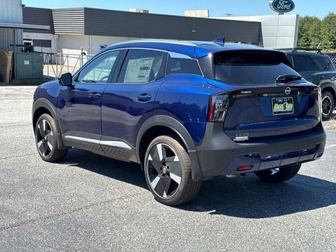 New 2025 Nissan Kicks SR w/ Interior Electronics Package FWD image 5