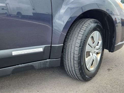 Used 2011 Subaru Outback 2.5i AWD/4WD image 19