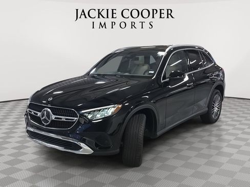 New 2025 Mercedes-Benz GLC 300 GLC 300 image 1