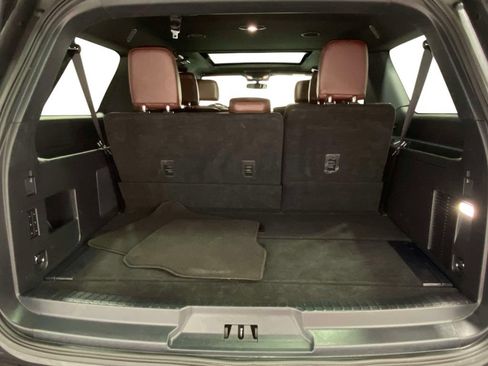 Used 2023 Ford Expedition Max Limited AWD/4WD image 9