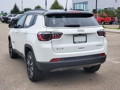 Used 2024 Jeep Compass Limited AWD/4WD image 3