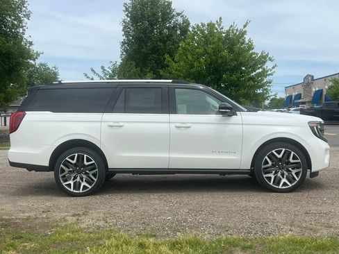New 2026 Ford Expedition Max Platinum w/ Platinum Ultimate Package AWD/4WD image 55