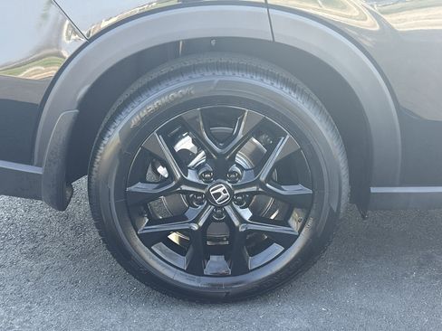 Certified 2025 Honda HR-V Sport image 34