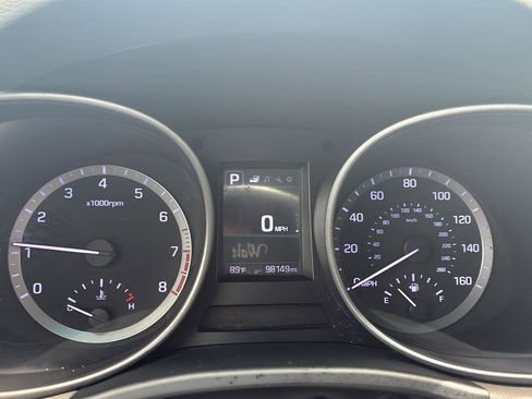 Used 2019 Hyundai Santa Fe XL SE AWD/4WD image 13