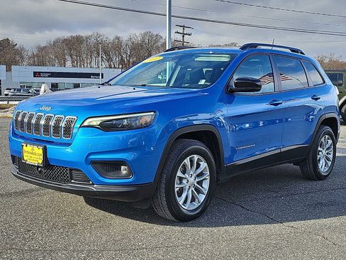 Used 2022 Jeep Cherokee Latitude Lux w/ Sun & Sound Group image 3