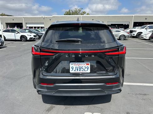Used 2024 Lexus NX 250 FWD image 3